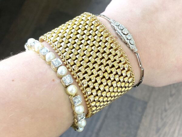 15ct Yellow Gold Wrist Shot