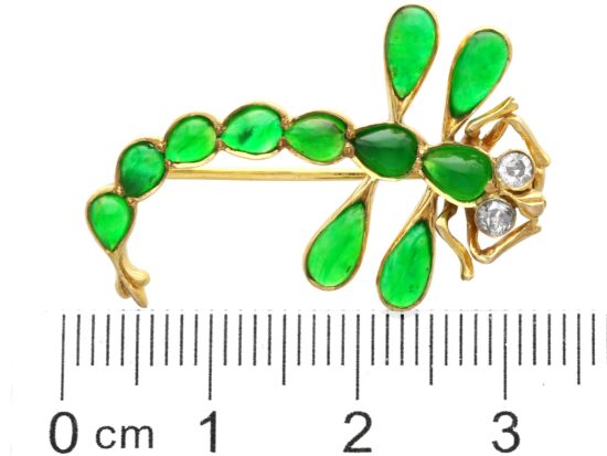 Dragonfly Brooch Size Reference Image