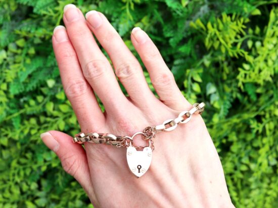 Heart Padlock Gold Bracelet