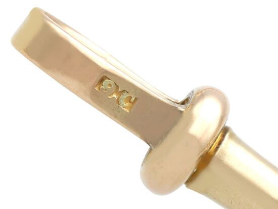 9ct Gold Hallmark Close Up