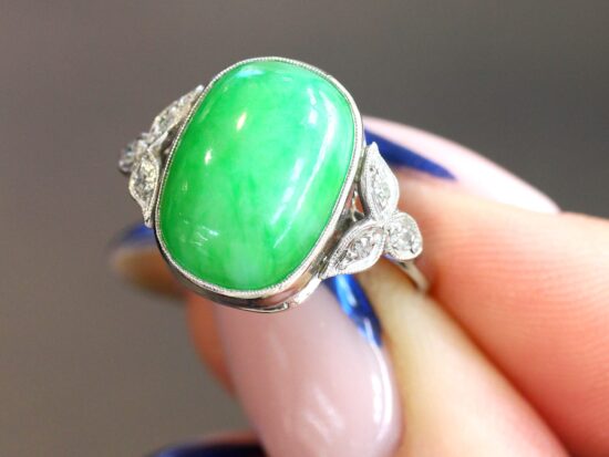 Oval Cabochon Jadeite Centre Detail