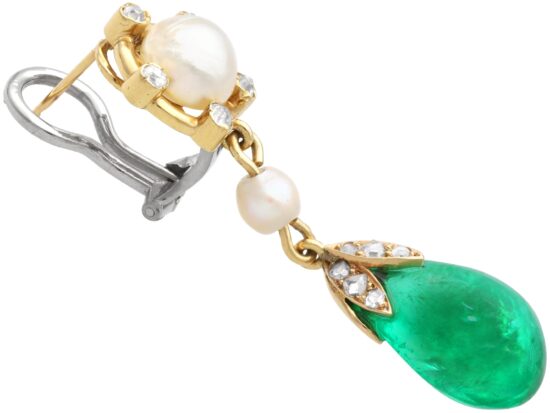 Drop Shape Emerald Bead Detail