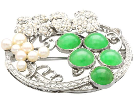 Chrysoprase Cabochon Brooch Detail
