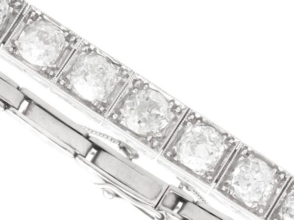 old cut antique diamond bracelet close up on diamonds