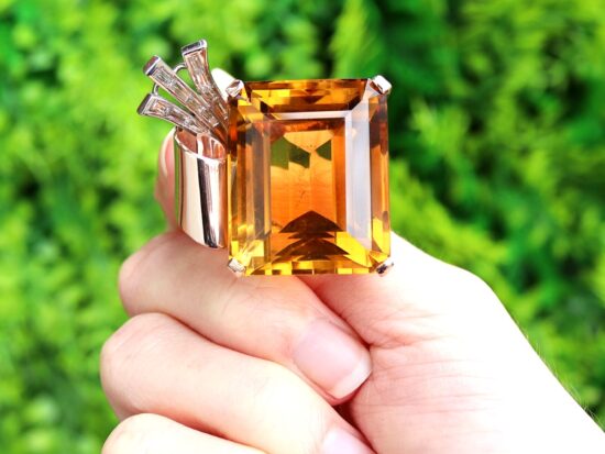 Vintage Citrine Brooch Outside Detail