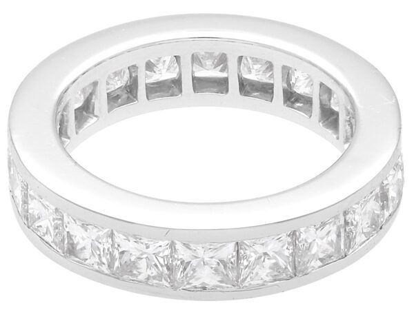 princess cut diamond eternity ring in white gold