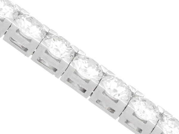 1950s diamond line bracelet close up