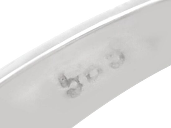 Burmese sapphire cluster ring hallmarks