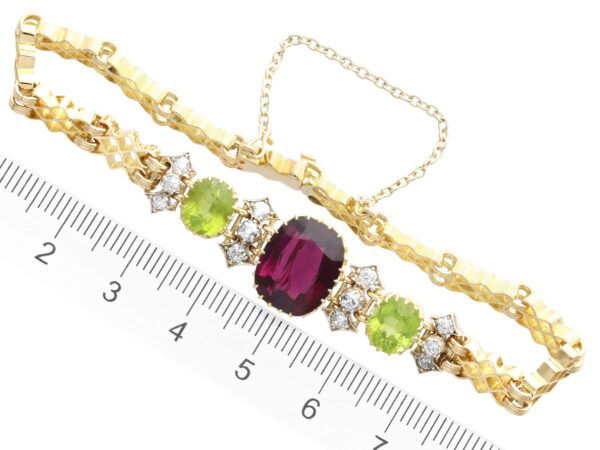 Garnet Peridot Bracelet Measurement View