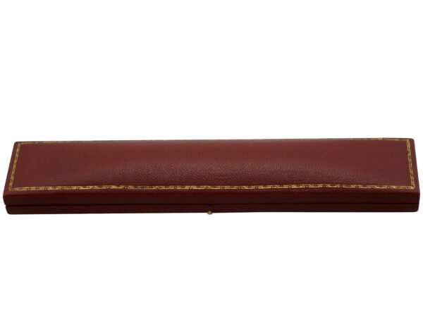 Gold Bracelet Presentation Case Exterior