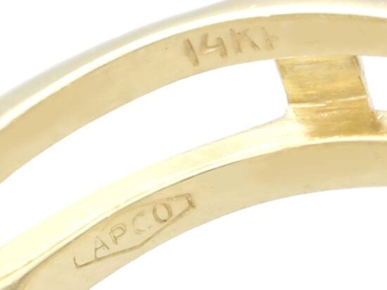 Wedding band Gold hallmarks