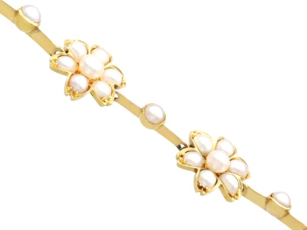 Victorian pearl and gold bracelet close up