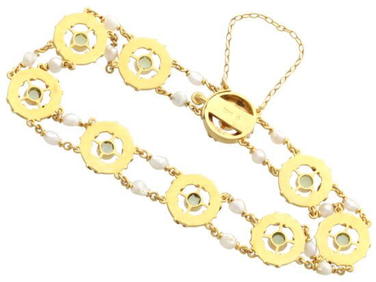 Peridot Pearl Bracelet Reverse View
