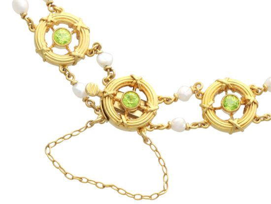 Peridot Pearl Bracelet Clasp Closed