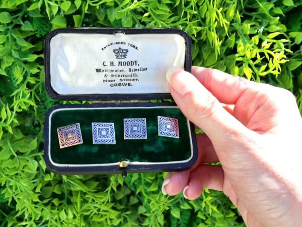 antique gold and enamel cufflinks outside