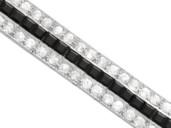 Antique Platinum Close-Up