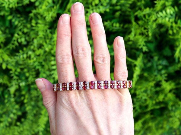 Vintage Ruby Jewellery Set bracelet outside
