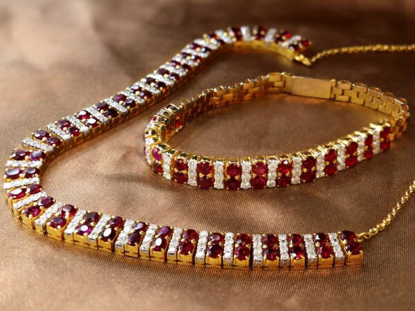 Vintage Ruby Jewellery Set