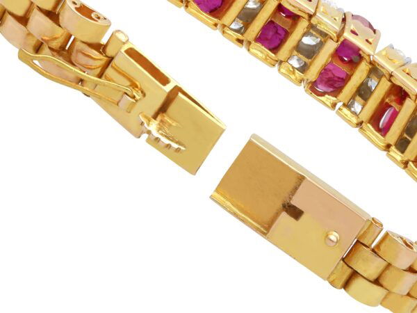 Vintage Ruby bracelet gold clasp