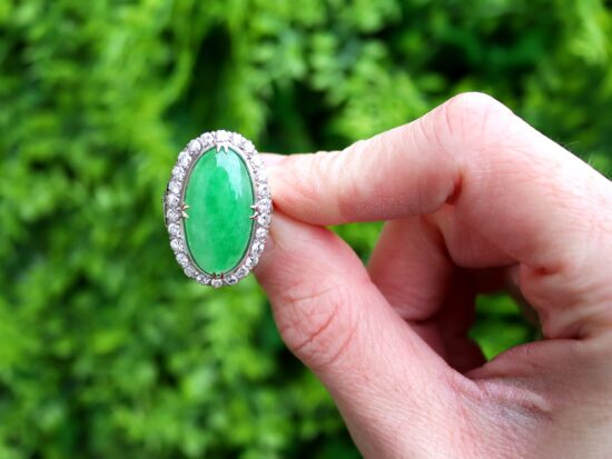 Antique Oval Jade Ring Outside