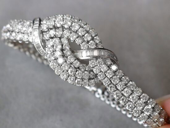 White Gold Jewellery Set Closeup