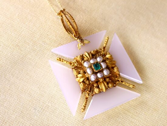 0.28ct Emerald Pendant Front