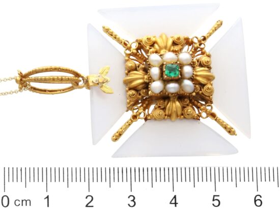 Pendant Measurement Reference Image