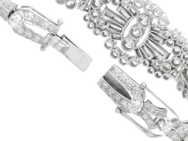 Platinum Clasp Open Detail Shot