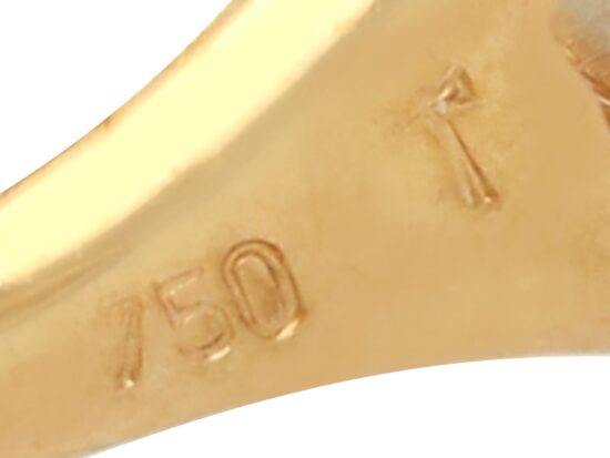 Yellow Gold Hallmarks Closeup