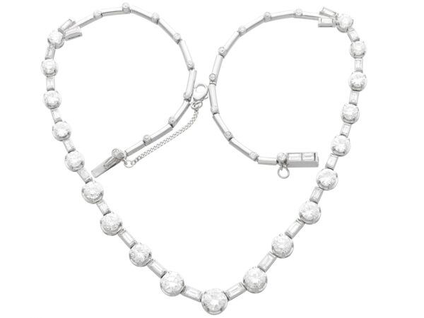 Art Deco Diamond Necklace in platinum clasps