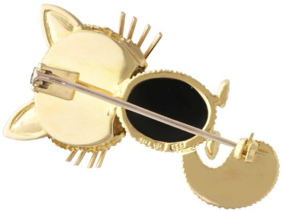 Vintage Gemstone and Gold Cat Brooch reverse