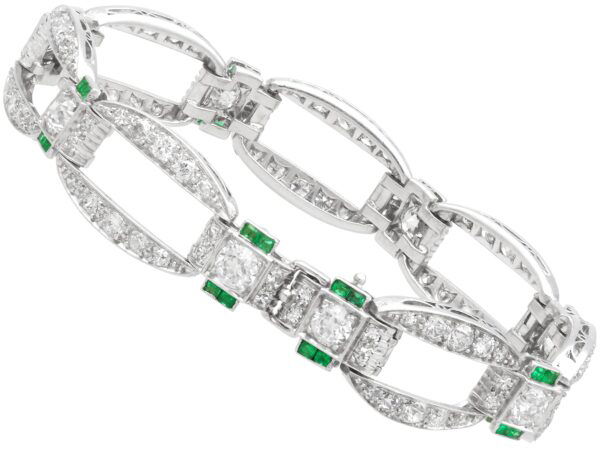 platinum art deco diamond and emerald bracelet clap closed