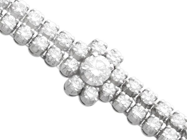 Victorian Bracelet Close-Up