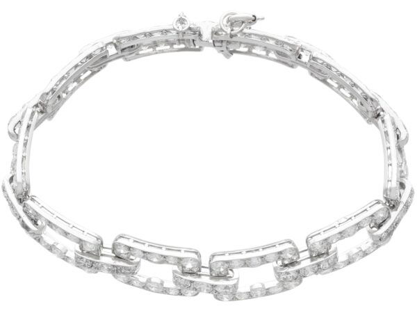 Luxury 10 carat diamond bracelet