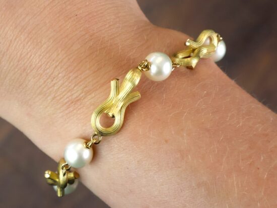 Bracelet Worn On Hand