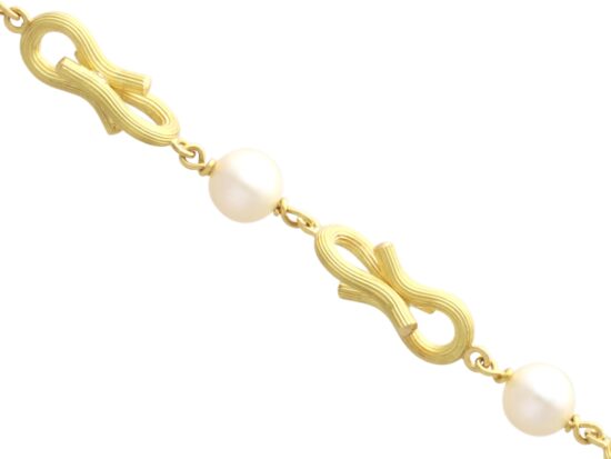 Yellow Gold Bracelet Close Up