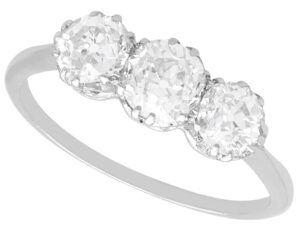 1920s three stone diamond ring platinum