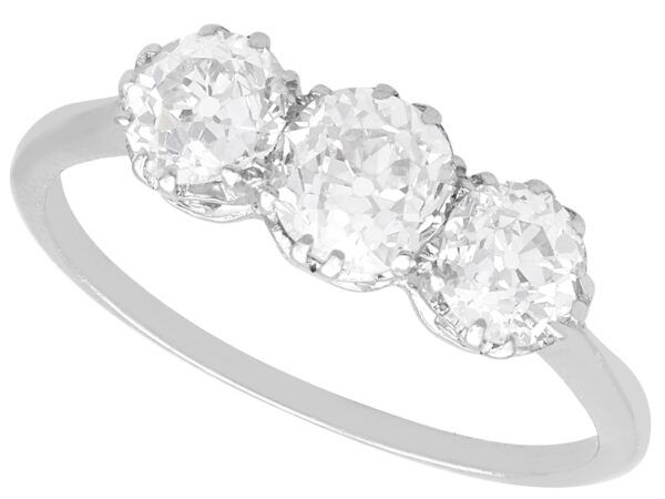 1920s three stone diamond ring platinum