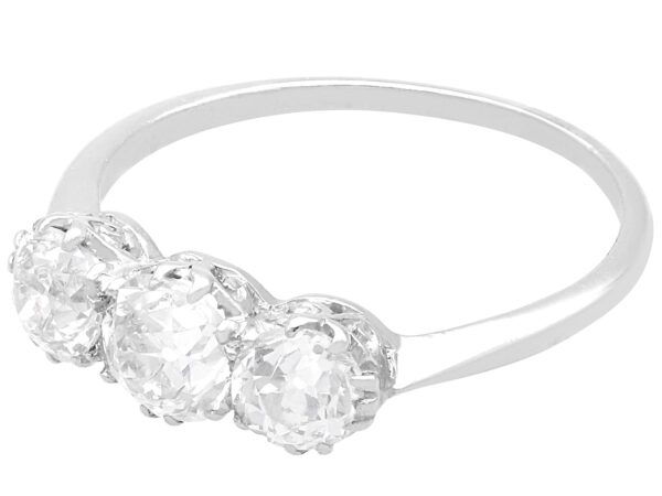 antique 1920s three stone diamond ring
