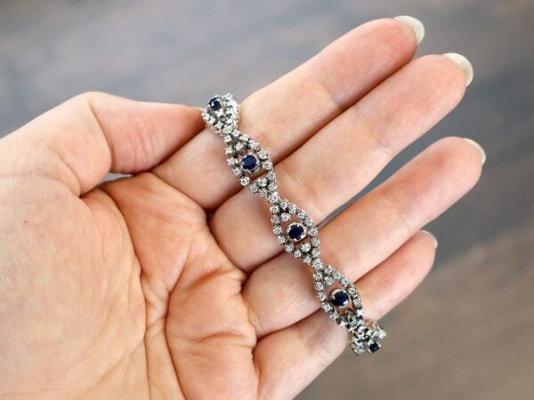 18ct White Gold Sapphire Bracelet Front