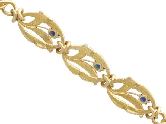 Floral Sapphire Gold Bracelet Detail