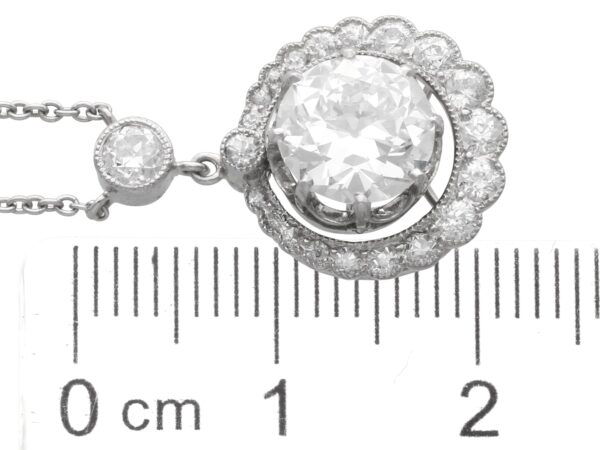halo diamond pendant necklace in platinum size
