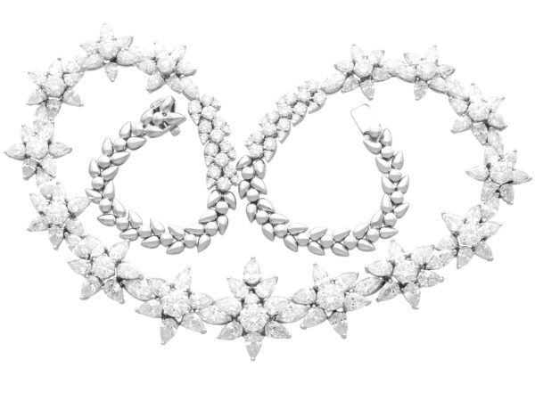 luxury floral diamond necklace
