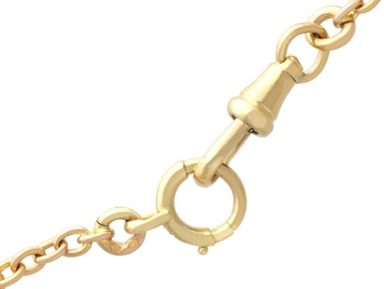 Longuard Chain Fastening Detail Shot