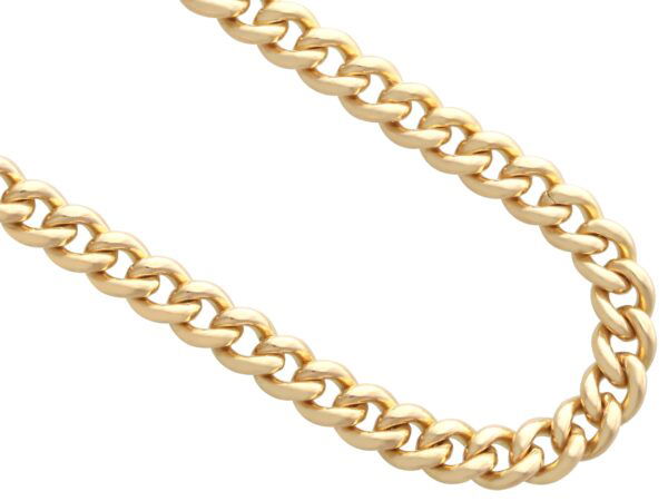Yellow Gold Curb Link Close-Up