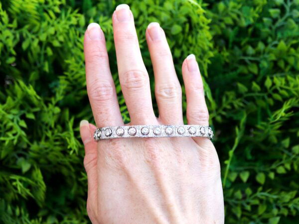 Antique Diamond White Gold Outdoor