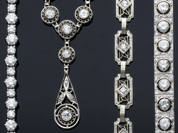 Diamond White Gold Link Detail