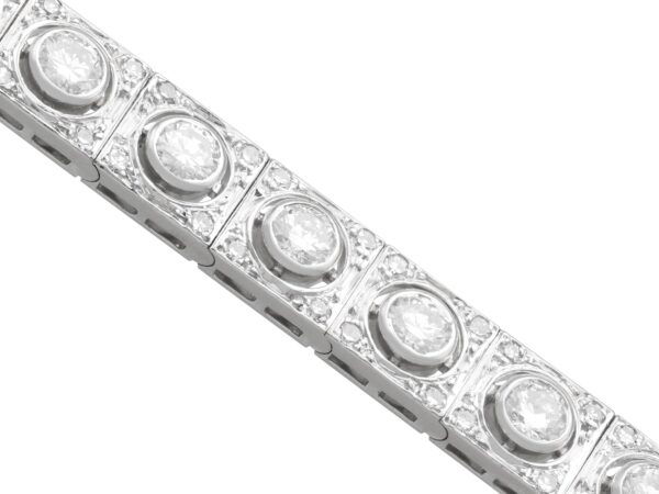 White Gold Diamond Panel Detail
