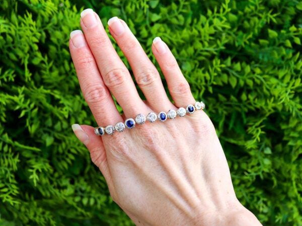Yellow Gold Sapphire Bracelet Outdoor