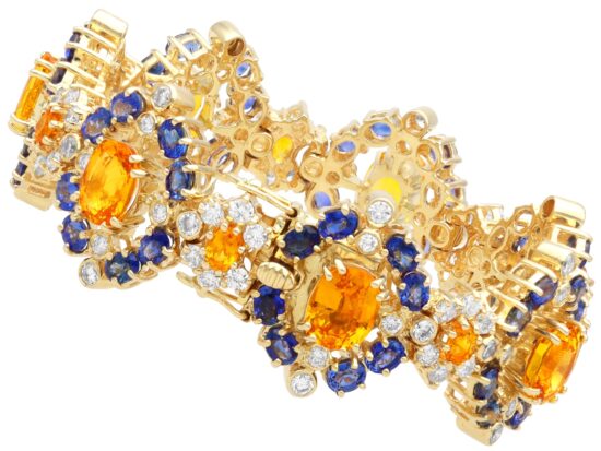 Sapphire Diamond Bracelet Close Up